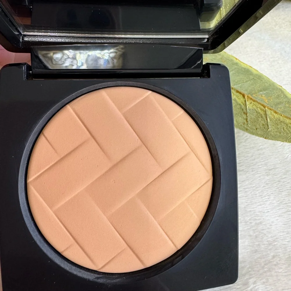 BOBBI BROWN VITAMIN ENRICHED PRESSED POWDER NEUTRAL - Picture 4 of 5